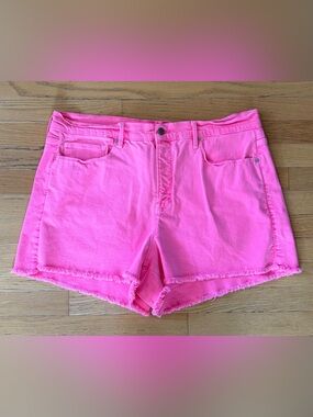 Good American "Good '90s" Denim Shorts in Hawaiian Pink - Size 18